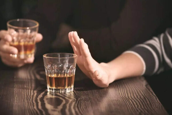 Alcohol intolerance and allergy: Causes, symptoms, and how to manage them |