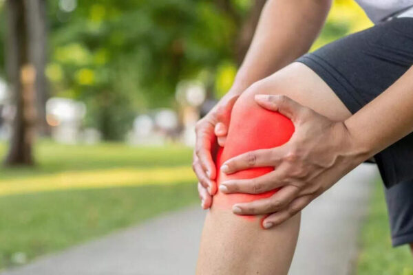 Knee clicking: Why your joints pop, when it’s harmless, and when it could signal serious damage |