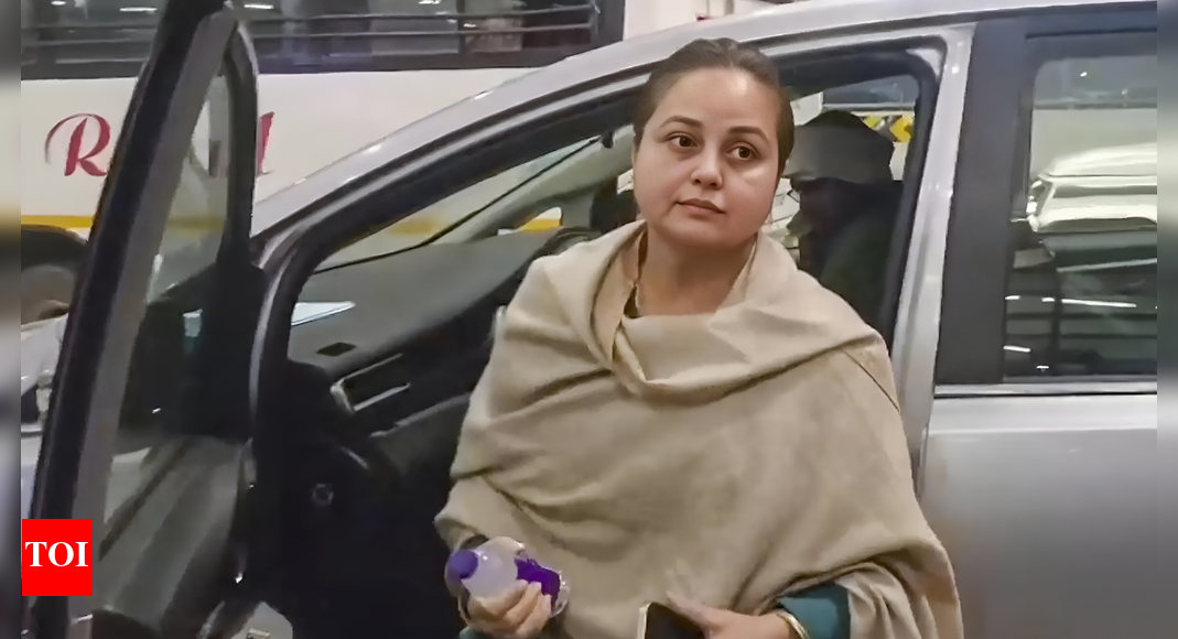 Lalu Prasad Yadav’s daughter, Rohini Acharya, has accused her brother Tejashwi Yadav of humiliation and abuse, claiming a slipper was raised to hit her. She stated she left her parents in tears to protect her dignity. This public spat follows the RJD’s significant electoral defeat and a prior family rift involving Tej Pratap Yadav. Rohini Acharya (PTI photo) NEW DELHI: Lalu Prasad Yadav’s daughter, Rohini Acharya, who announced her separation from both her family and the Rashtriya Janata Dal (RJD) on Saturday, has now levelled fresh and explosive allegations against her brother and party leader Tejashwi Yadav. Just a day after declaring she was distancing herself, Rohini accused Tejashwi of humiliating and abusing her, claiming that matters escalated to the point where “a slipper was raised to hit her.”Taking to X, Rohini wrote an emotional post, stating she was forced to leave behind her aged parents, Lalu Prasad Yadav and Rabri Devi – in tears while protecting her dignity. She posted writing in Hindi, which translates to: “Yesterday, a daughter, a sister, a married woman, a mother was humiliated, filthy abuses were hurled at her, a slipper was raised to hit her. I did not compromise on my self-respect, I did not surrender the truth, and solely because of this, I had to endure this insult. Yesterday, a daughter, out of compulsion, left behind her crying parents and sisters and came away; they tore me away from my maternal home. They left me orphaned. May none of you ever walk my path, may no family ever have a daughter-sister like Rohini.”In a second post, Rohini referred to her kidney donation to her father in 2022 while alleging that personal and offensive remarks were made about it. She wrote that she was taunted for having “put a filthy kidney” into her father and accused of having “taken millions of rupees and bought a ticket” for the transplant. She further posted, “If there’s a son or brother in your parents’ home, then… tell your brother to get a kidney transplant from himself or his Haryanvi mates instead.”Rohini also wrote, “All you sisters and daughters, look after your own home and family… without a thought for your parents… with me, it was a massive sin to not look after my family or my three children, to not get permission from my husband or my in-laws before donating… which today has been branded as filthy.”A day earlier, Rohini had already shocked RJD supporters by alleging, “I have no family. You can go and ask this to Sanjay Yadav, Rameez, and Tejashwi Yadav. They are the ones who threw me out of the family.”This public fallout comes right after the RJD’s historic electoral collapse, where the Tejashwi-led party in this election secured only 25 out of 143 seats, losing over 100 seats.This is not the first fracture within the family. Months ago, Lalu expelled his elder son Tej Pratap Yadav from the party. Tej Pratap went on to launch his own party, Janshakti Janata Dal (JJD), contesting from Mahua, only to lose by a massive margin, with his party failing to make a mark.About the AuthorTOI News DeskThe TOI News Desk comprises a dedicated and tireless team of journalists who operate around the clock to deliver the most current and comprehensive news and updates to the readers of The Times of India worldwide. With an unwavering commitment to excellence in journalism, our team is at the forefront of gathering, verifying, and presenting breaking news, in-depth analysis, and insightful reports on a wide range of topics. The TOI News Desk is your trusted source for staying informed and connected to the ever-evolving global landscape, ensuring that our readers are equipped with the latest developments that matter most.”Read MoreEnd of ArticleFollow Us On Social MediaVideos‘Premature to Speculate’: Tharoor Hits Back at Farooq Abdullah Over Operation Sindoor Remarks‘Nitish Still X-Factor’ Pavan Verma Decodes Why Jan Suraaj Couldn’t Break Through in Bihar Polls”I have no family…” Rohini Acharya Cuts Ties With Lalu Clan, Exits Politics Post-RJD DefeatIndian Coast Guard Holds Massive Rescue Drill in Paradip; Focus on Coastal Preparedness’MMC’: PM Modi Mocks Congress After NDA’s Bihar Win; Calls It ‘Muslim League Maoist’ Party‘Abandoned Tribals To Their Fate’: PM Modi Accuses Congress Of Neglecting Tribal CommunitiesCDS General Anil Chauhan Highlights Inter-Service Jointness And Integration In Op SindoorEAM Jaishankar, Russian FM Lavrov To Hold Talks In Moscow On Nov 17 Ahead Of Putin’s India TripAir Marshal AK Bharti Reveals Why India Ended Operation Sindoor After Achieving Its Core ObjectiveWTO DG Okonjo-Iweala Lauds India’s Trade Strategy, Calls For Multilateral Leadership123Photostories10 interesting books children can read in a day7 most beautiful castles in the world you should visit at least onceWeekly Horoscope: November 17th to 23rd, 202510 cat breeds that are kid friendly3 coffee mistakes top Harvard doctor want you to stop making and whyFrom personal battles to big-screen wins Arjun Kapoor steps into his own voiceDiabetes now affects 1 in 6 pregnancies: WHO recommendations on risks, challenges, and management14 iconic and interesting Kerala dishes one should tryColon cancer: 7 ultra-processed foods you should avoid to reduce the risk7 foods that are making your IBS worse123Hot PicksAlinagar Election ResultRaghopur Election ResultBihar Election Result 2025Gold rate todaySilver rate todayPublic Holidays NovemberBank Holidays NovemberTop TrendingKayla NicoleArjun TendulkarVasai School MaharashtraDubai Prince Sheikh Hamdan Net WorthRCB IPL RetentionBengaluru Techie Shoes MissingUS VisaWayne Gretzkys SonDak PrescottPercy Harvin