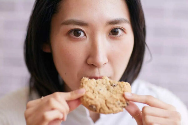 Why your brain loves crunchy snacks more than soft foods and how sound shapes your cravings |