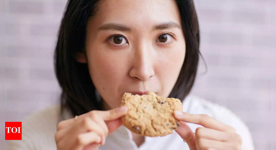 Why your brain loves crunchy snacks more than soft foods and how sound shapes your cravings |
