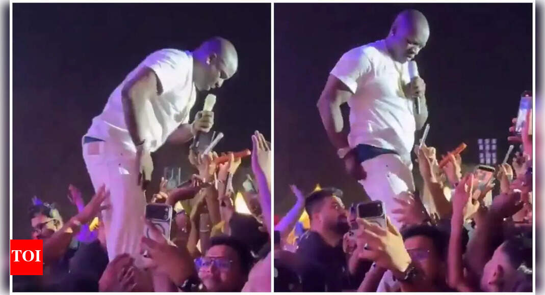 Akon harassed on stage during Bengaluru concert as fans pull at his pants; viral video sparks outrage online