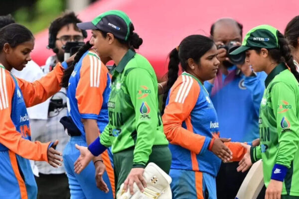 Spirit of cricket: India and Pakistan blind teams shake hands after world cup clash – watch