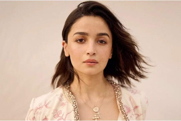 Alia Bhatt MISSING from Ranbir Kapoor’s ‘Dining With The Kapoors’ trailer; Actress responds