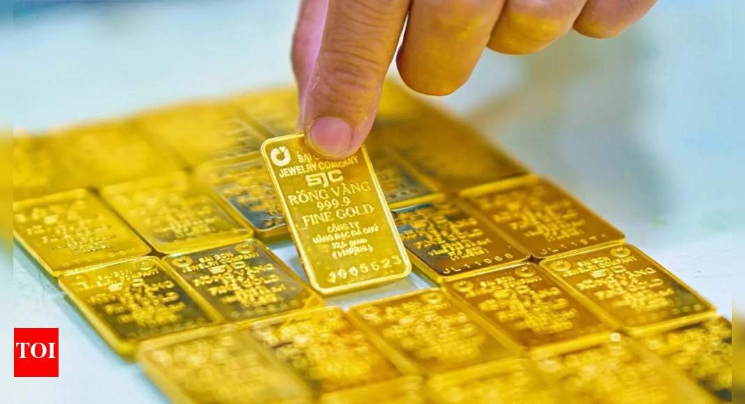 Gold surge: Imports hit record .72 bn in Oct; festive demand drives spike as trade deficit widens
