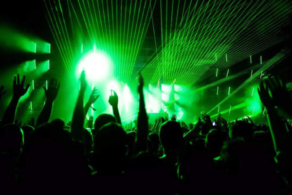 Bhajan Clubbing Explained: Which Zodiac Signs Love It the Most? Full Ranking Inside