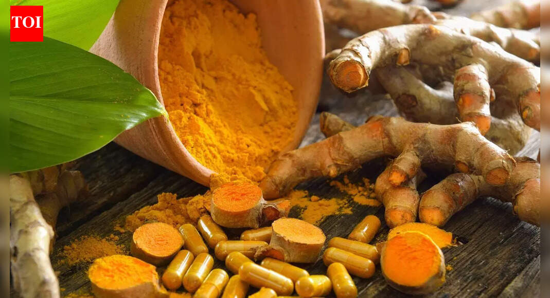 Benefits of eating turmeric pickle: Easy haldi achaar recipe for winter immunity and digestion |