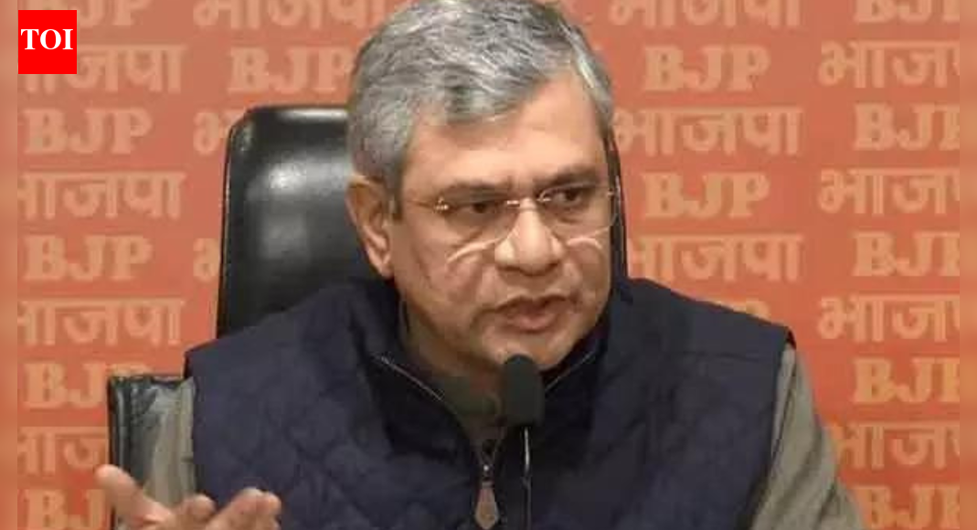 NEW DELHI: Railways on Tuesday unveiled policies for new bulk cement terminals and rate rationalisation for bulk transporation, which is likely to reduce the cost of the construction material. Railway minister Ashwini Vaishnaw said reduction in cost of cement will benefit both the manufacturers as well as consumers looking to own affordable houses.Moreover, the cleaner, faster and door-to-door delivery of bulk cement will give a fillip to the construction industry and transportation costs will reduce by 30%. Railway board chairman said the movement of cement without first packing them in bags will reduce air pollution as well.According to the scheme, the cement transportation cost has been made uniform at a flat rate of 90 paisa per tonne per km. It will also promote tank containers – a new type of wagons – in which bulk cement can be filled and transported to any location for consumption.”This new innovation will make environmentally clean transportation at a significantly reduced cost as cement bags will not be used,” Vaishnaw said.Railways will facilitate setting up of bulk cement terminals across the country as transportation of bulk cement from plant to the terminals near consumption centres is cost effective and environment friendly.End of ArticleFollow Us On Social MediaVideosAnmol Bishnoi, Accused In Baba Siddique Murder Case, To Be Deported To India From USIndia-Russia Ties: EAM Jaishankar Meets President Putin In Moscow’Some Last-Mile Issues…’: Piyush Goyal Remarks On Trade Pact With EU And US, India’s Export GrowthThe Ghost Of Bastar Falls: What Madvi Hidma’s Death Means For India’s War Against Maoist InsurgencyBathani Tola: 30 years on, justice still elusive for Bihar’s worst caste massacreShashi Tharoor Praises PM Modi Again, Sparks Fresh Congress Rift After Attending Goenka Lecture’I Did Not Say…’: Prashant Kishor Takes U-Turn On Vow To Quit Politics If JDU Wins Bihar PollsIndia Will Sign Trade Deal Only When It Is ‘Fair, Equitable And Balanced’: Piyush GoyalNarayana Murthy Sparks Fresh Storm By Urging to Adopt China’s 996 Model, Work 72 Hours Every WeekIran Halts Visa Waiver For Indians Amid Criminal Exploitation And MEA Safety Warning Alerts123Photostories8 underrated South Indian rice dishes perfect for a light and healthy dinner5 animals that can survivein extremely cold temperatures6 lower ab workouts to strengthen your coreThis Guava Paneer Avocado Salad has 25 gms protein and why it needs a place in daily breakfast5 natural home remedies to detoxify the liverChia seeds in water vs chia seeds in milk: Which is more beneficial for healthFrom teeth-brushing battles to screen time: Kareena Kapoor Khan’s honest parenting tales7 Japanese techniques to overcome laziness and boost productivity in life10 date ideas in New York City that are not drinking or movies‘Dhurandhar’s Sara Arjun to Ananya Panday: 5 best celeb outfits of the day123Hot PicksDelhi AQI TodaySheikh Hasina VerdictBihar Government FormationGold rate todaySilver rate todayPublic Holidays NovemberBank Holidays NovemberTop TrendingAaron Rodgers InjuryShedeur SandersPaolo BancheroStephen CurryPatrick BeverleyLeBron JamesStephen A SmithCade CunninghamDraymond GreenSophie Cunningham