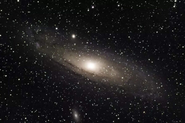 New ‘star factory’ galaxy shocks scientists by producing stars 180 times faster than Milky Way