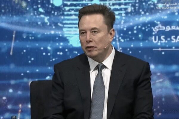 Row erupts after Elon Musk claims robots will ‘eliminate poverty, make everyone wealthy’: ‘Fantasy world sold by the richest man’