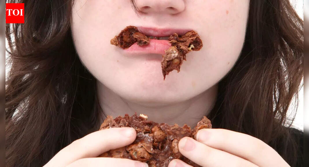 Fast eating, slow digestion: What your stomach experiences when you eat too quickly |