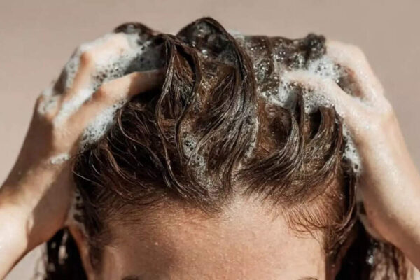 How many times should you wash your hair during winter |