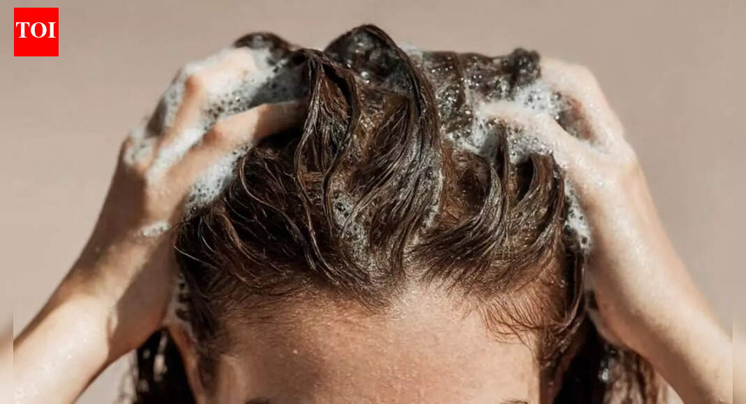 How many times should you wash your hair during winter |