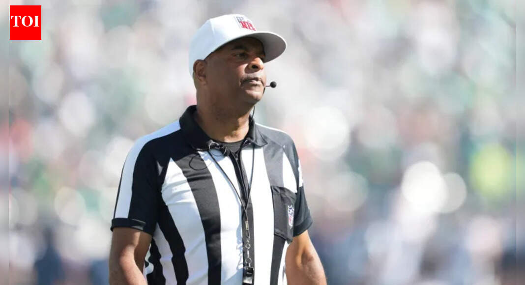What happened to Adrian Hill on Thursday football night? Veteran referee’s injury explained from the Bills vs Texans game