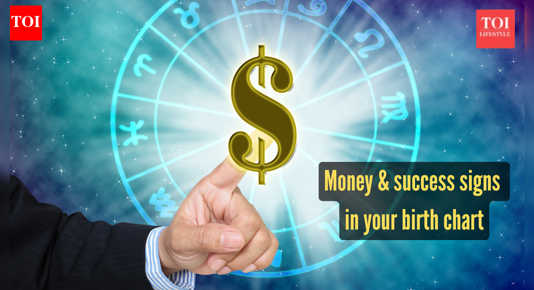 Money and success indicators in a birth chart — signs of wealth potential