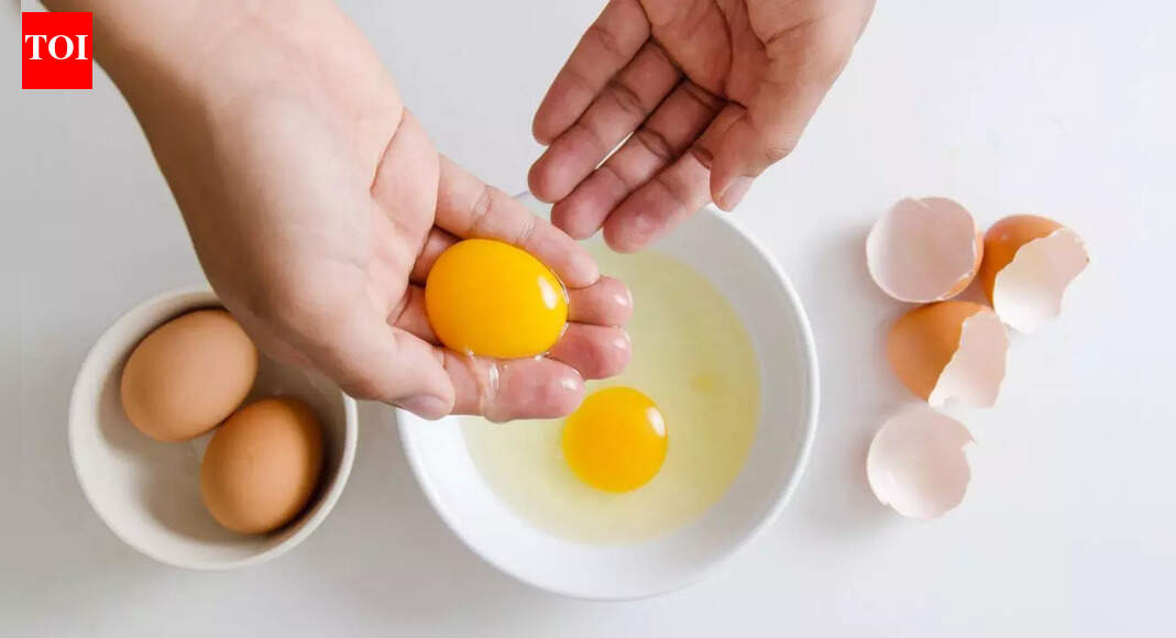 Who should avoid eating egg yolks: Understanding health risks, benefits, and precautions |