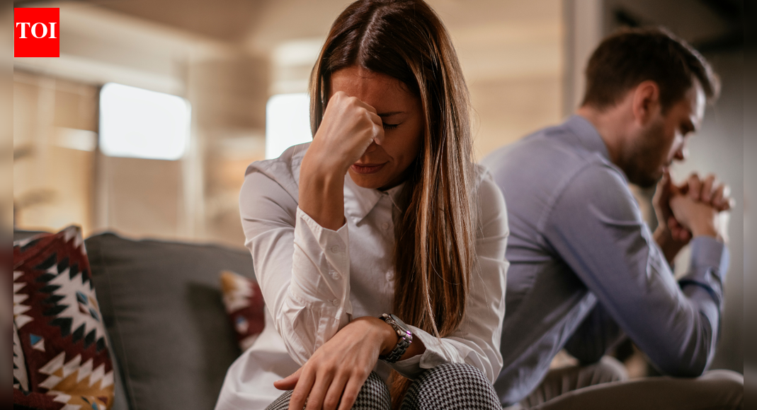 ​7 signs you’re stuck in a karmic loop with someone and the lesson you’re meant tolearn​