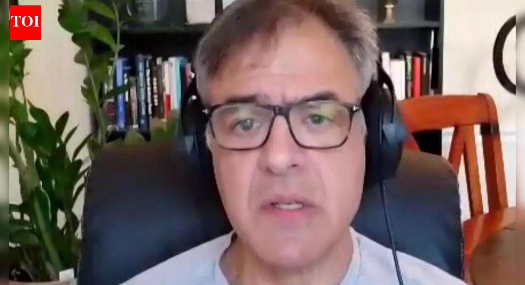 Ex-CIA officer mocks letter by Imran Khan’s party demanding apology; had said Pakistan can’t win war against India – watch