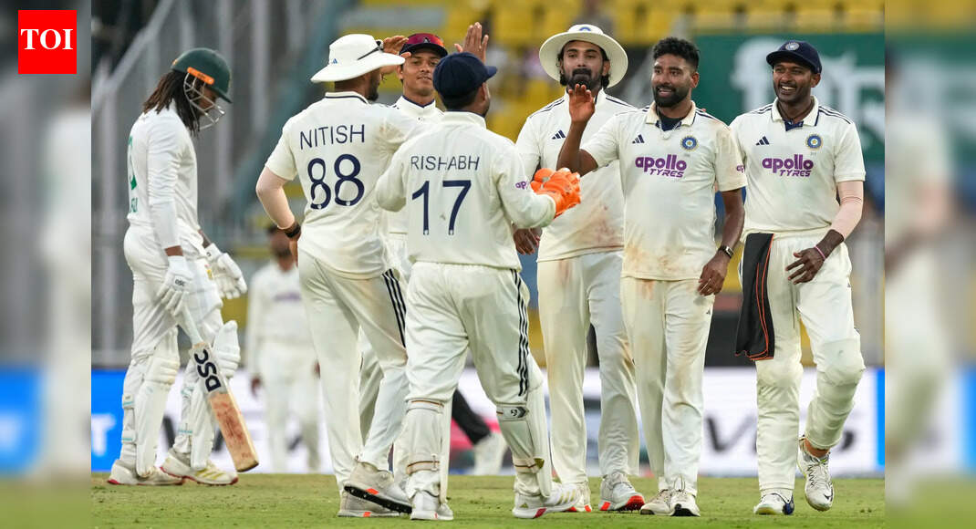 IND vs SA: ‘This game is going to go deep’ – Ryan ten Doeschate outlines Team India’s plan heading into Day 2 of Guwahati Test