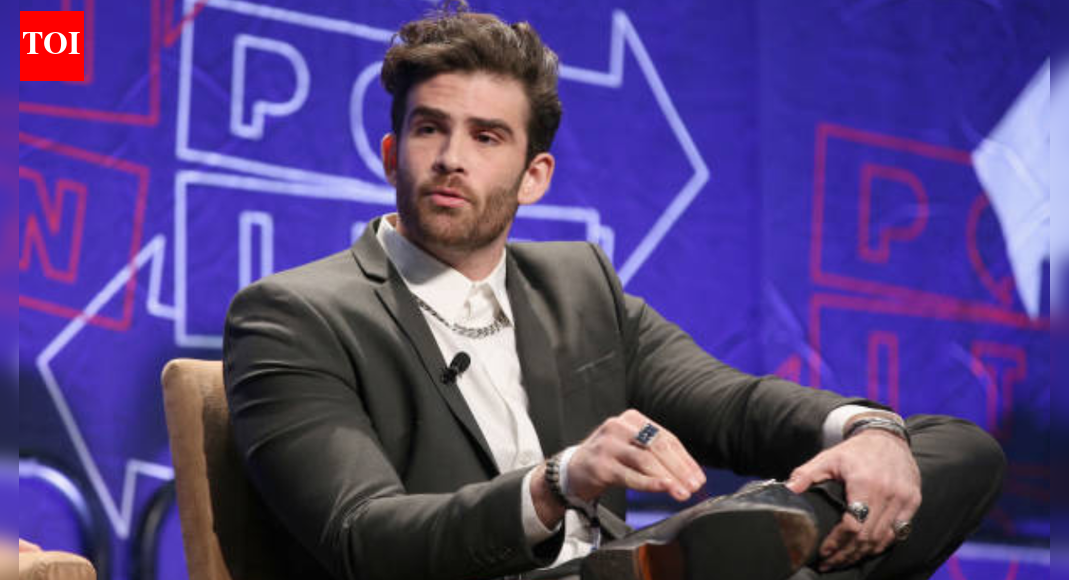 Why is streaming community calling for HasanAbi’s Twitch ban? Streamer sparks outrage after snapping on loyal subscriber