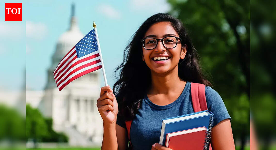 Top 5 US universities hosting the highest number of international students