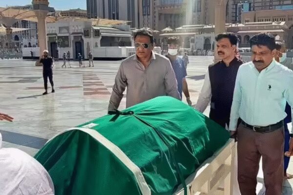 Umrah pilgrims laid to rest in Medina, families to return on November 27