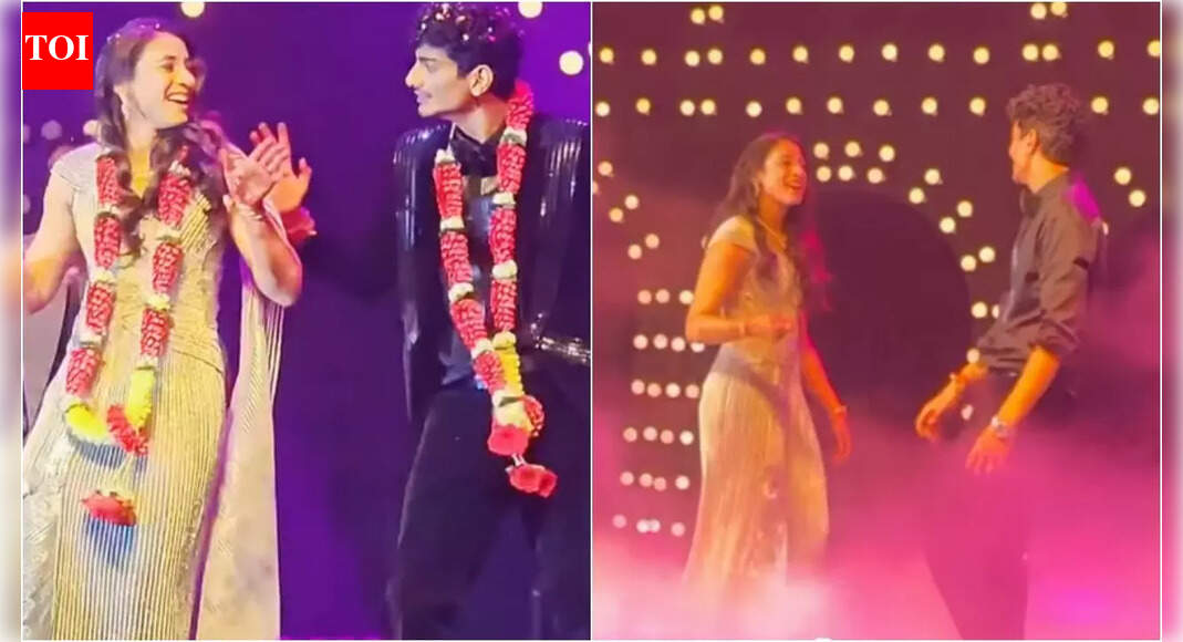 Palaash Muchhal and Smriti Mandhana groove to ‘Agar Main Kahoon’ at their sangeet ceremony – Watch