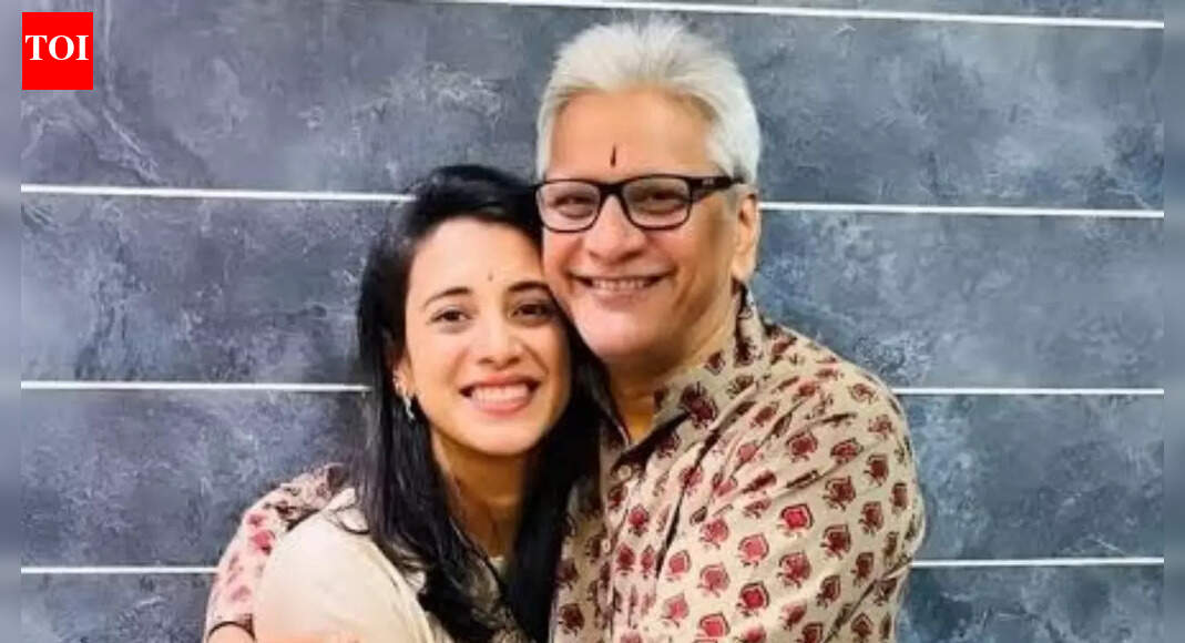 Smriti Mandhana’s wedding postponed after father hospitalised: What’s the new date?