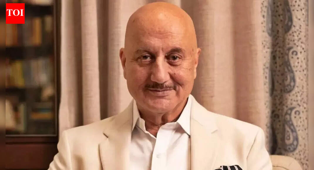 ‘He gave me 5000 pounds for Bend It Like Beckham,’ Anupam Kher stood up at a coffee table and shouted as he fought for a better pay for a film