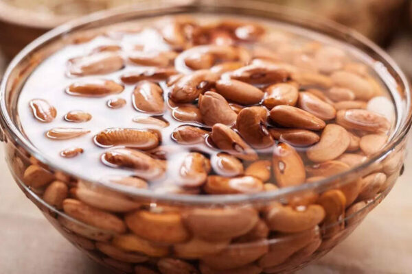 Love beans but hate the bloating: The ‘soak-and-spice’ method that really eases gas and improves digestion |