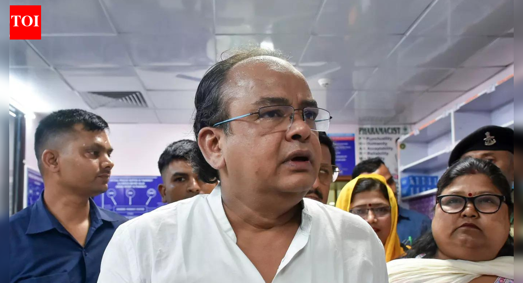 Jharkhand’s health minister Irfan Ansari (File photo) Jharkhand’s health minister Irfan Ansari is under fire over his alleged call to people to lock up booth-level officers when they visit homes during the special intensive revision of electoral rolls. Opposition parties in the state have condemned the remark and demanded his removal, while Election Commission has sought a report.Ansari, a Congress member, made the controversial statement on Sunday during a govt programme in Jamtara district. Following backlash, he clarified on Monday that his words were being misinterpreted by certain sections to “defame” him.In a video, which has gone viral, Ansari is heard asking people to lock up BLOs when they visit their homes and inform him. Alleging that the SIR exercise in Bihar had removed 65 lakh voters from electoral rolls, he said: “Their names were deleted and BJP got 22 lakh new voters of their choice, leading to our (INDIA bloc) loss in the (Bihar assembly) election,” he said.Jamtara’s deputy commissioner Ravi Anand was on the stage when Ansari was addressing the gathering.EC is learned to have taken cognizance of the matter. A senior official at the state chief electoral officer’s office said, “A notice has been issued to Jamtara administration asking for a detailed report.”About the AuthorASRP MukeshASRP Mukesh holds over 15 years of journalistic experience. He covers government, politics, human interest stories from Jharkhand.End of ArticleFollow Us On Social MediaVideosSpectacular Tribute: 350th Martyrdom Day of Guru Tegh Bahadur Marked with Light-&-Sound ShowSecond Day of Guru Tegh Bahadur’s 350th Martyrdom Tribute Marked with Devotion in Punjab“Indian market offers smooth trade opportunities,” says ASSOCHAM Secretary‘Why? Why? Why?’ Mamata Slams EC, Flags ‘Unusual & Alarming’ Moves Ahead of Bengal Polls’Doesn’t Deserve LoP Post’: BJP Slams Rahul Gandhi For Missing CJI Surya Kant’s Oath CeremonyAs Pakistan Halts Afghan Transit, Kabul Boosts India Partnership And Fast-Tracks The Chabahar RouteIndia’s Soft Power Rises As Jaishankar Expands Global Gita Mahotsav, Kurukshetra Festival OutreachPunjab: Anandpur Sahib Hosts 3-Day Tribute on Guru Tegh Bahadur’s 350th Martyrdom Year’They Said Arunachal Is China’: Indian Woman Alleges Harassment After Passport Rejection In ShanghaiRajnath Says India Followed Krishna’s Message In Operation Sindoor After Pakistan Misread Decency123PhotostoriesTop oncologist shares 5 foods that can help starve cancer and lower risk10 phrases to raise an emotionally mature childDouble the stardom: Shah Rukh Khan and Salman Khan’s sharp power-suit moment breaks the internetBollywood star daughters step out of shadow to build real careers beyond famous surnamesBollywood dramas where a vanished kid storms back as an adult and blows open buried family secretsExpert-approved 4 foods you should never eat on an empty stomachHow to make Paneer stuffed Beetroot Paratha for breakfastHow 1 cup of this drink before bed can help burn belly fat in 30 days and how one can make it at homeDharmendra’s demise: From Krushna Abhishek, Karan Kundrra to Ankita Lokhande; TV celebs pay an emotional tribute to the legendary actorStruggling with fatty liver? 5 Ayurveda-approved food habits to improve liver health123Hot PicksDelhi AQI TodayNew Labour CodeChennai rainGold rate todaySilver rate todayPublic Holidays NovemberBank Holidays NovemberTop TrendingLeBron James WifeJoe BurrowShedeur SandersNHL Trade RumorsKirill MarchenkoJa MorantBrad MarchandTyson FuryDrake LondonDenver Nuggets vs Memphis Grizzlies