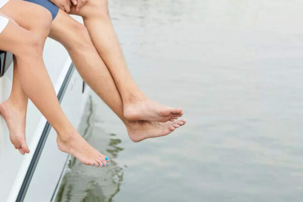 Why your habit of swinging your leg could be linked to stress, alertness and even metabolism |