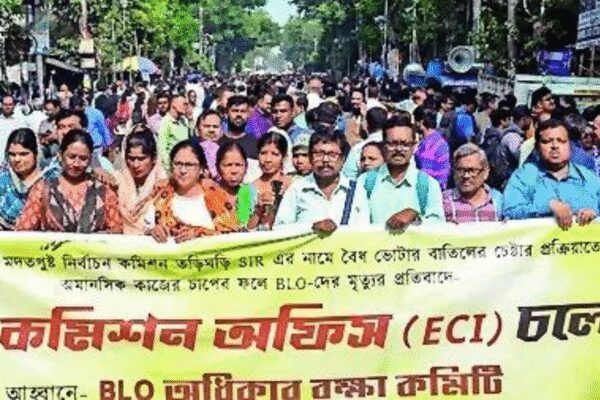 Protests over SIR NEW DELHI: The Election Commission on Tuesday agreed to Trinamool Congress’s request for a meeting with the poll body, against the backdrop of the party attributing the recent suicides and deaths of booth level officers (BLOs) to “workload” arising out of the ongoing special intensive revision (SIR) in the state, reports Bharti Jain.Responding to the request from TMC MP Derek O’Brien for an appointment to a 10-member delegation of party MPs, the commission, in a letter addressed to party chairperson Mamata Banerjee and copied to Derek, invited the delegation – though a truncated one, comprising the TMC’s ‘authorised representative’ and four other members – for a meeting at 11 am on Friday (Nov 28).Mamata had Monday written to EC expressing concerns over the proposed hiring of 1,000 data entry operators by the West Bengal chief electoral officer and the EC proposal to set up polling stations in private housing complexes.EC, in its reply Tuesday, said it welcomes regular interaction with political parties and sought names of the five members for the TMC delegation. The reduced strength of the delegation was, however, questioned by national general secretary Abhishek Banerjee, who asked why EC was scared to face 10 MPs. He even dared EC to telecast the meeting live.Derek, meanwhile, wrote to EC again Tuesday, reiterating the 10 names for the delegation. Interestingly, the ‘authorised representatives’ of the party – who, as per EC records, are Lok Sabha MPs Abhishek Banerjee and Kakoli Dastidar – do not figure on this list of 10.Sources in EC said as per the rule, only the party president or “authorised party representatives” declared to the commission can nominate members of their party’s delegation for a meeting with EC. Commission sources said it may write back to Derek pointing out this norm and request that the communication naming members of the delegation be sent to it by either Trinamool chairperson Mamata or its two ‘authorised representatives’, as per EC records.About the AuthorBharti JainBharti Jain is senior editor with The Times of India, New Delhi. She has been writing on security matters since 1996. Having covered the Union home ministry, security agencies, Election Commission and the ‘prime’ political beat, the Congress, for The Economic Times all these years, she moved to TOI in August 2012. Her repertoire of news stories delves into the whole gamut of issues related to terrorism and internal strife, besides probing strategic affairs in India’s neighbourhood.Read MoreEnd of ArticleFollow Us On Social MediaVideosKejriwal, Mann Pay Homage to Ninth Sikh Guru on 350th Martyrdom DayYogi Adityanath Uncovers The Dark Truth Of Mughal’S Tyranny On Shaheedi DiwasIndia Entering ‘Golden Era’ Of Defence Innovation And Self-Reliance: Rajnath Singh‘Until Brahmin Donates His Daughter’: IAS Officer’S Remark Sparks Row, Issues Clarification’A Nation That Never Bows to Terror, Operation Sindoor Shows New India’s Resolve, Says PM ModiChina Rejects Charge of Harassing Indian Woman in Shanghai, But Insists Claim Over Arunachal PradeshMamata Banerjee Warns BJP With Nation-Shaking Threat As SIR Battle Erupts In Bengal Ahead Of PollsAssam CM Calls Zubeen Garg’S Death ‘Plain Murder’, Drops Explosive RevelationDrone Show Pays Homage To Guru Tegh Bahadur In 350th Martyrdom Anniversary Event At Anandpur SahibRed Fort Attack May Derail Benjamin Netanyahu’s India Visit As Israeli Media Flags Safety Concerns123PhotostoriesBollywood actresses whose film style moments still inspire iconic fashion trends today5 electric blue animals that seem to be painted with ocean water6 factors that are essential to balance blood sugar naturallyThe most viral MET Gala moments you almost forgot10 phrases your child should avoid saying and what to teach them insteadExclusive – Bigg Boss 19: From opening up about her relationship with Kumar Sanu to calling Malti Chahar a ‘lesbian’; Kunickaa Sadanand breaks silence on her journey5 celebrity looks of the day that are setting major fashion goalsMrs. Gump’s most inspiring life lessons from Forrest Gump that still inspire generations8 modern-sounding baby boy names in Sanskrit and their meaningWinter-Friendly Fruits: 8 plants that thrives in cold-weather gardens123Hot PicksDelhi AQI TodayNew Labour CodeCyclone SenyarGold rate todaySilver rate todayPublic Holidays NovemberBank Holidays NovemberTop TrendingJoel EmbiidAyesha CurryKevin DurantTrey BensonStefon DiggsMLB Trade RumorsKayla NicoleJaxson DartPatricia SouthallLos Angeles Chargers vs. Las Vegas Raiders