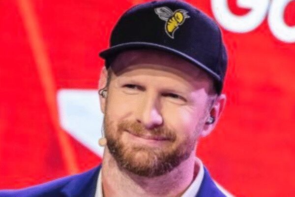 What led to YouTube giving EricOneHive three copyright strikes and why is he ready to quit Clash of Clans completely?
