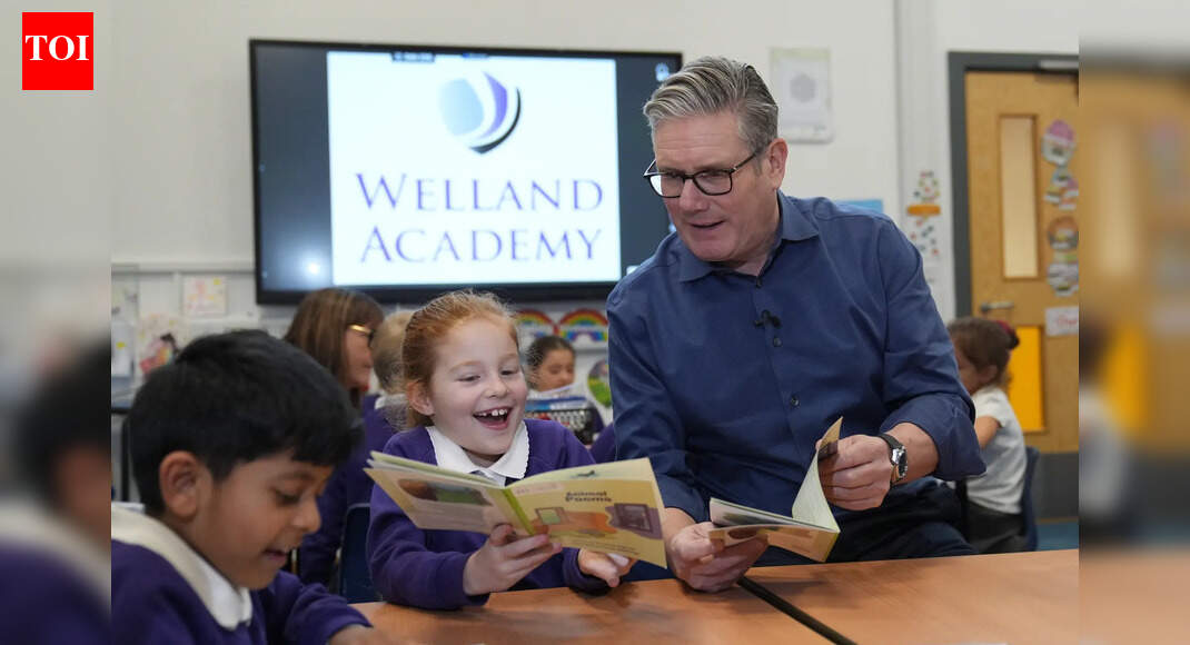 UK PM Keir Starmer does the ‘6-7’ meme, gets schooled by teacher | World News