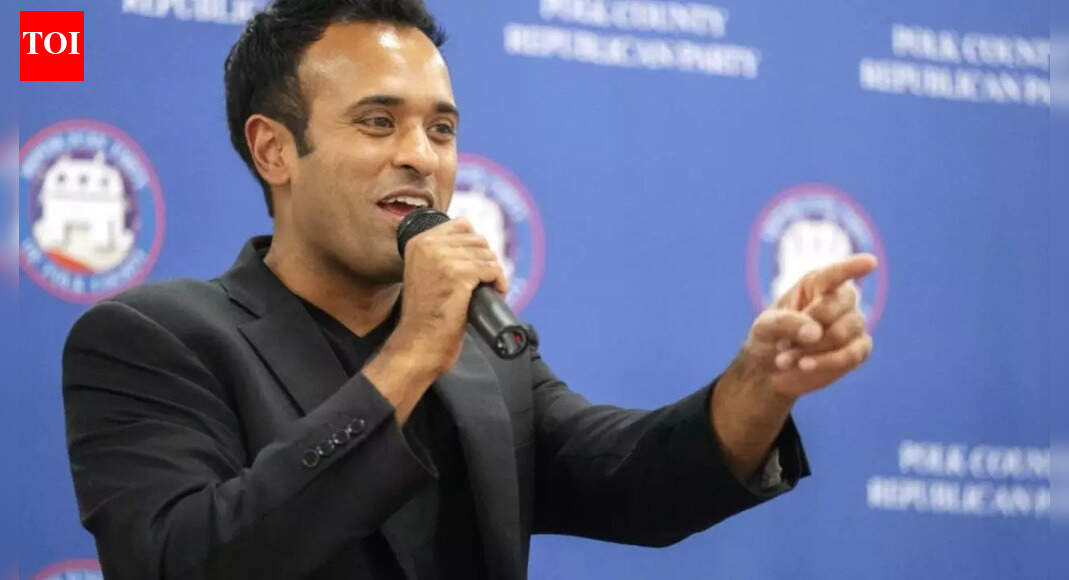 ‘Very Amerdican’: Vivek Ramaswamy shares lighthearted moment ahead of Thanksgiving; responds to joke on his Indian-American identity