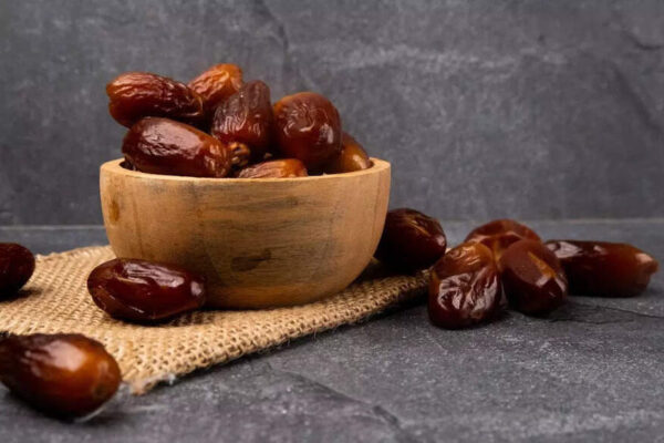 Health benefits of dates (Khajoor) in winters: Boost heart, bones, digestion, and winter energy |