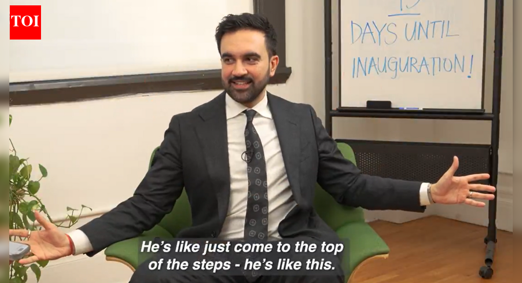 Watch: Zohran Mamdani does the iconic Shah Rukh Khan pose while guessing Bollywood songs with Mehdi Hasan