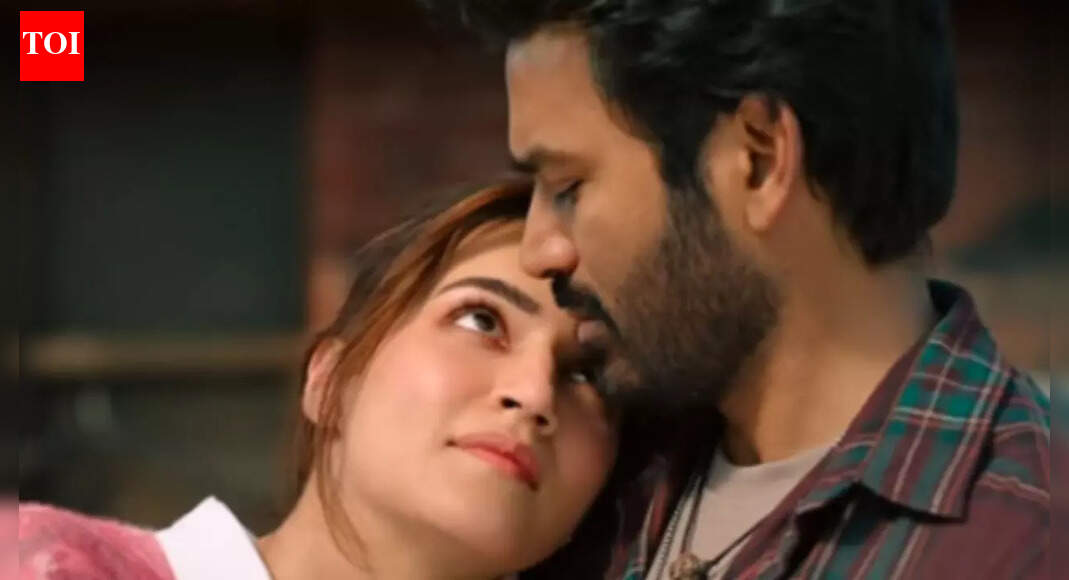 ‘Tere Ishk Mein’ Movie Review and Release Live Updates: Dhanush and Kriti Sanon’s romantic drama expected to open at Rs 9 – 11 crores