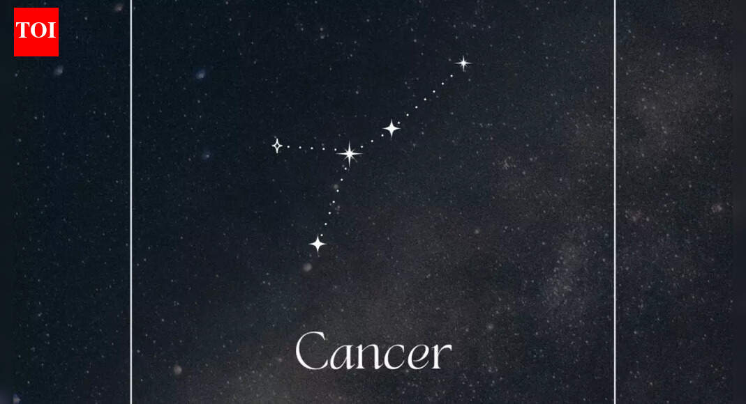 Cancer During Jupiter Retrograde 2025-2026: Managing health, expenses, and karmic clearing