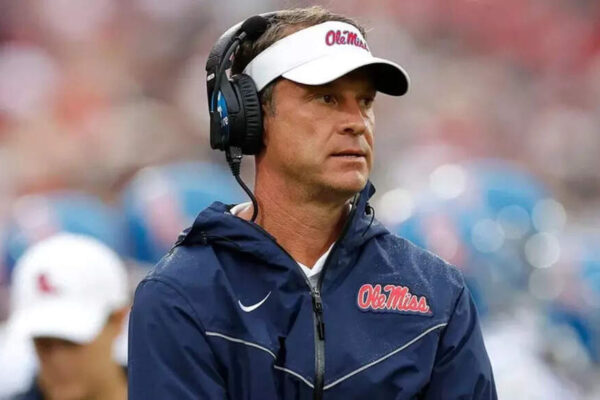 Lane Kiffin’s possible final Ole Miss game hit by shocking 3 a.m. locker room incident