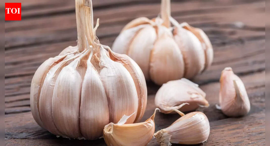 The best time to eat garlic for immunity, heart health, inflammation, and digestion: Maximise the benefits with smart timing |