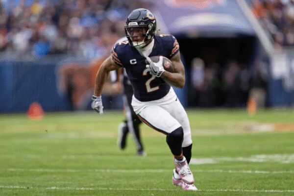 Will DJ Moore play against the Philadelphia Eagles today? Latest update on the WR1 against Eagles matchup