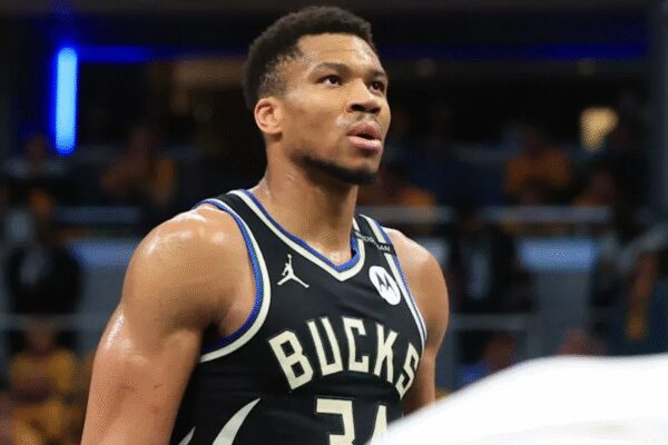 Is Giannis Antetokounmpo playing tonight vs the New York Knicks? Latest update on the Milwaukee Bucks star’s injury report (November 28, 2025)