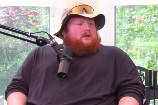 CaseOh blows up on Twitch after ChatGPT suggestion, internet explodes over his ‘10 years back’ rant