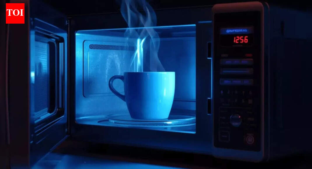 Stop microwaving water and milk: Know the hidden dangers and health risks |