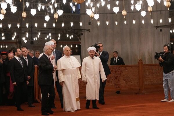Pope visits Istanbul’s Blue Mosque, but does not pray, as he focuses on unifying Christians