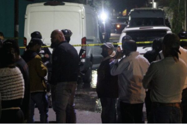 Gunmen open fire at bar in central Mexico; seven killed, five critically injured; probe launched