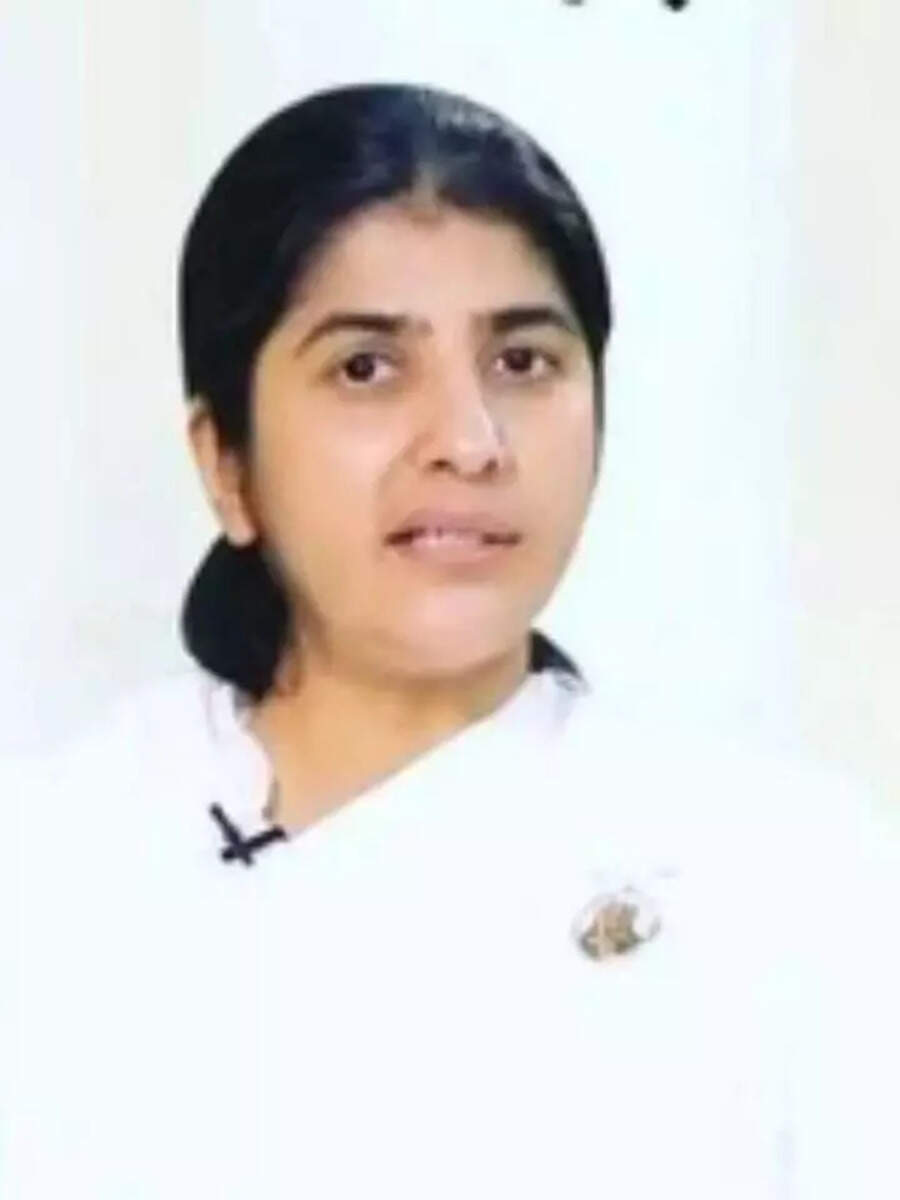 10 Sister Shivani quotes that can magically improve your relationships