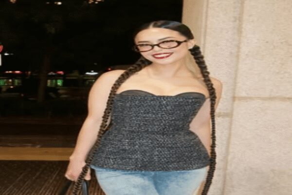 Valkyrae clears up controversy as past joke about wealth goes viral again